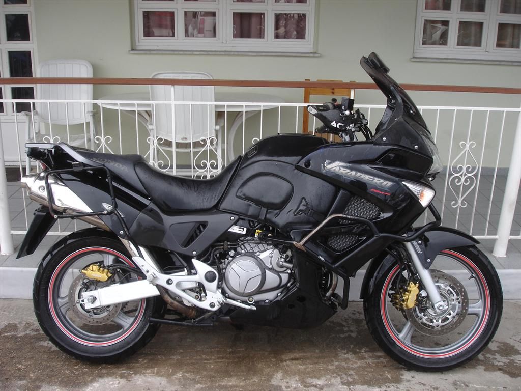 Ανταλλακτικά για HONDA XL1000V VARADERO 2006