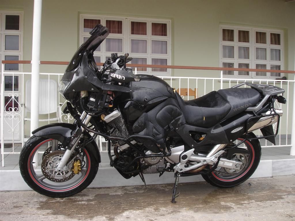 Ανταλλακτικά για HONDA XL1000V VARADERO 2006