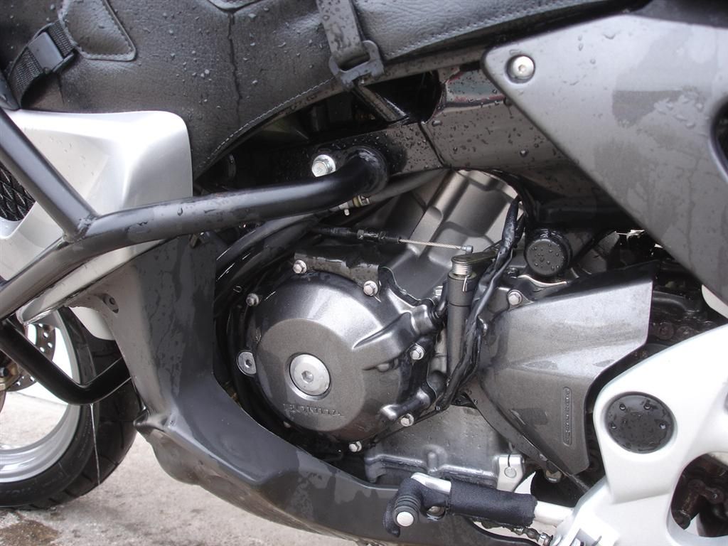 Ανταλλακτικά για HONDA XL1000V VARADERO 1000 2004