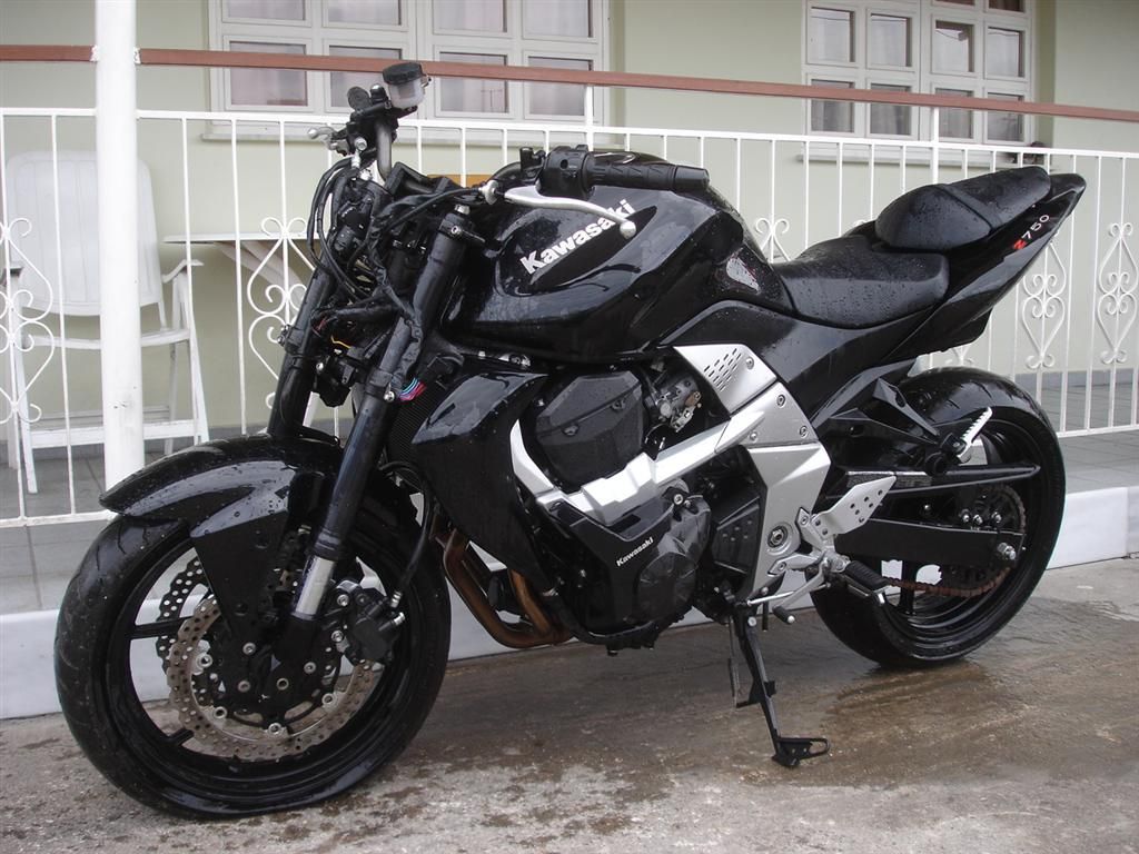 Ανταλλακτικά για KAWASAKI Z 750 2008