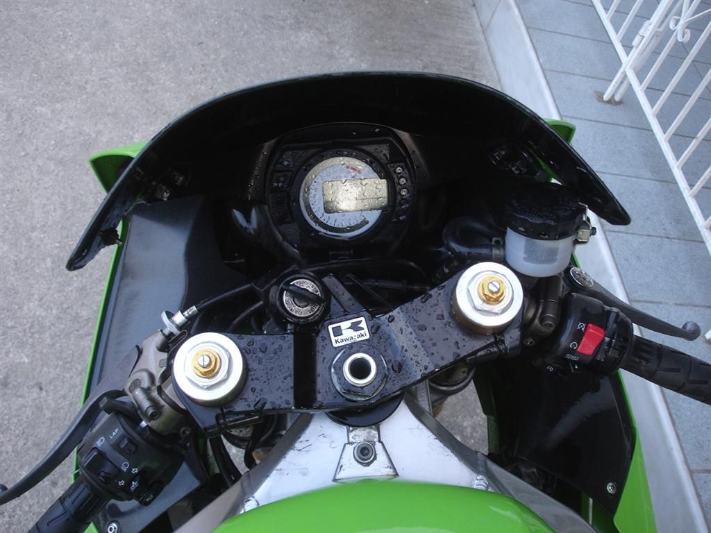 Ανταλλακτικά για KAWASAKI ZX 636R 2004