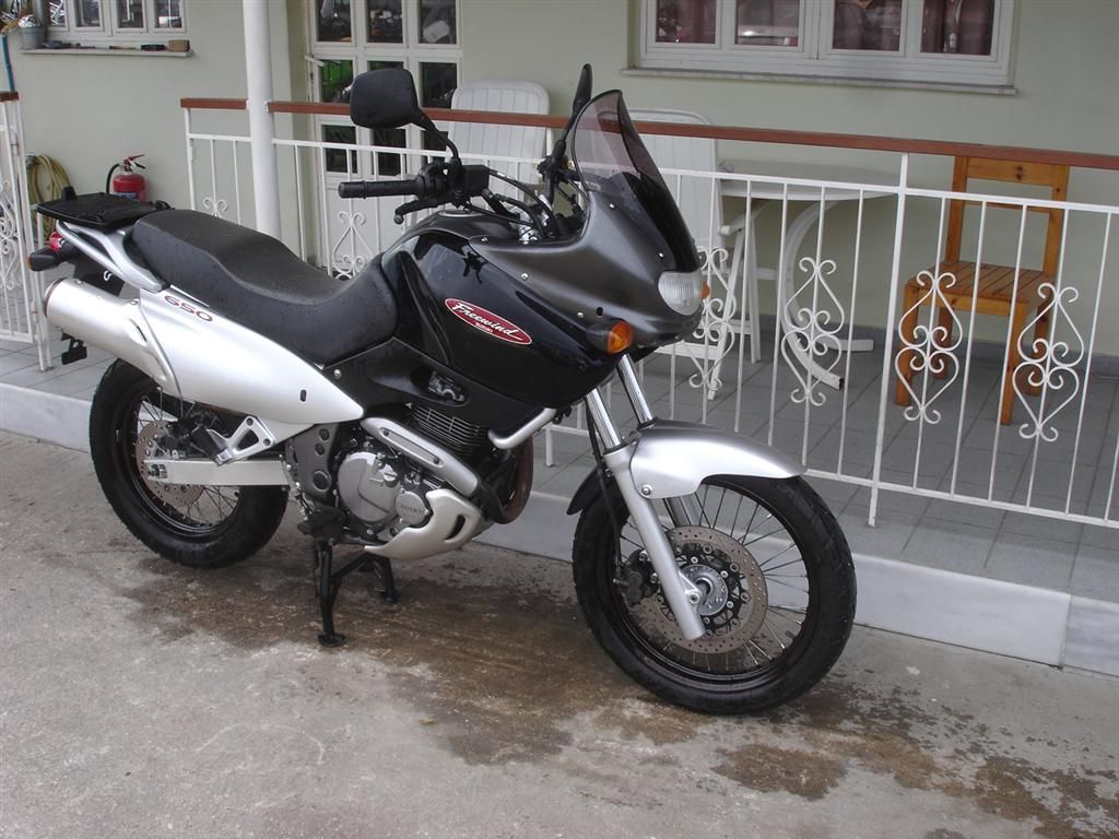 Ανταλλακτικά για SUZUKI XF 650 FREEWIND 2004