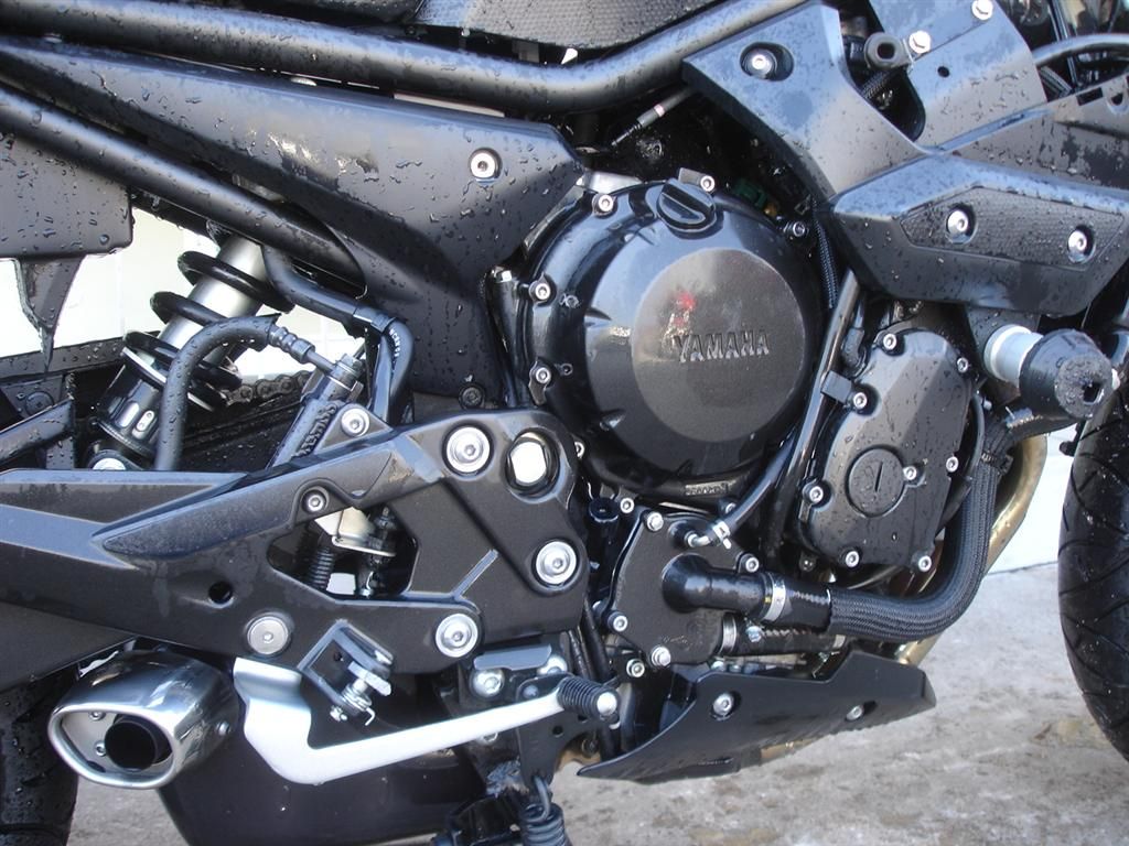 Ανταλλακτικά για YAMAHA XJ6 Diversion 2011
