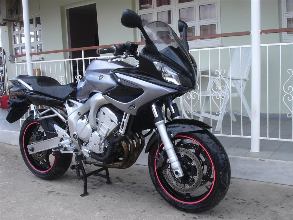 Ανταλλακτικά για YAMAHA FZ6 FAZER 2004