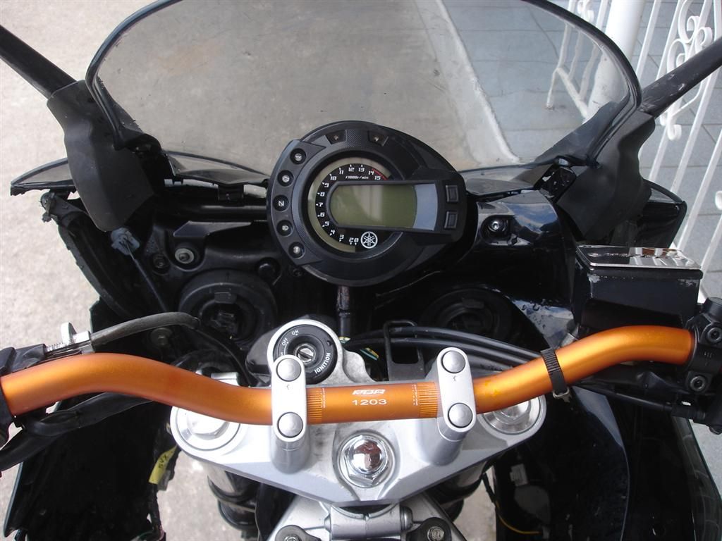 Ανταλλακτικά για YAMAHA FZ6 FAZER 2004