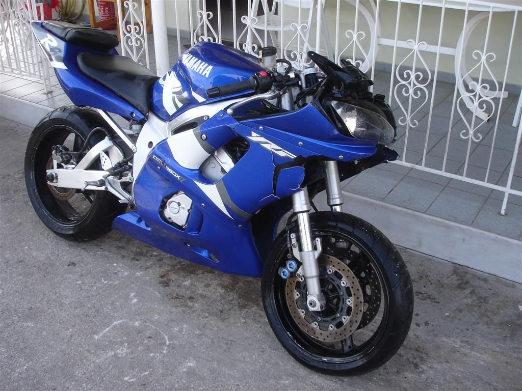 Ανταλλακτικά για YAMAHA YZF R6 2002