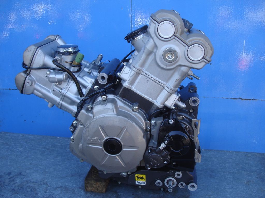 ΚΙΝΗΤΗΡΑΣ APRILIA DORSODURO 750 2010
