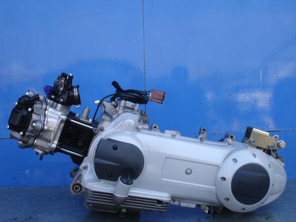 ΚΙΝΗΤΗΡΑΣ PIAGGIO BEVERLY 250 2008