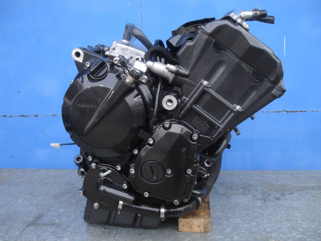 ΚΙΝΗΤΗΡΑΣ YAMAHA FZ6 FAZER 600 2004