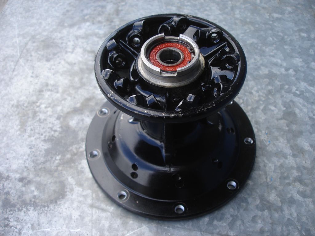 ΚΕΝΤΡΟ ΤΡΟΧΟΥ KAWASAKI KLE 500 2000