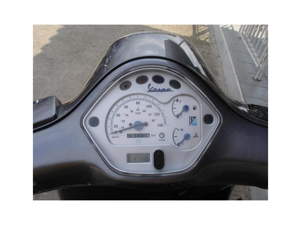 Ανταλλακτικά PIAGGIO VESPA GT 200 2004