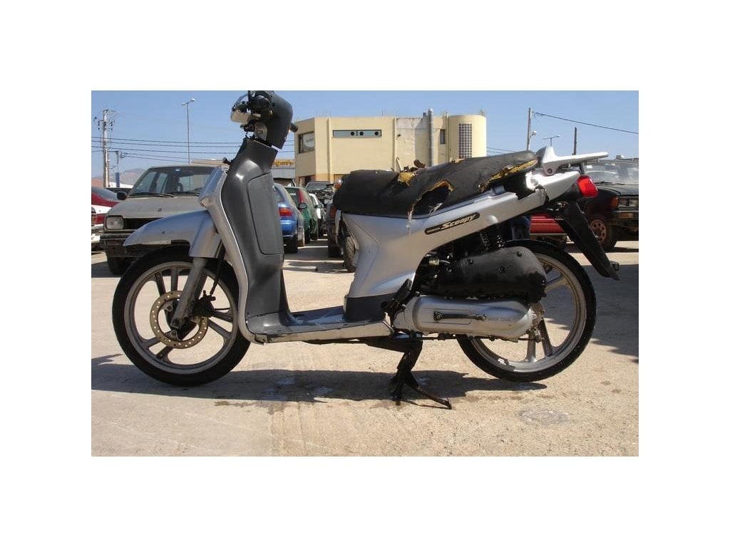 ΑΝΤΑΛΛΑΚΤΙΚΑ ΓΙΑ HONDA SH 50 SCOOPY 2005