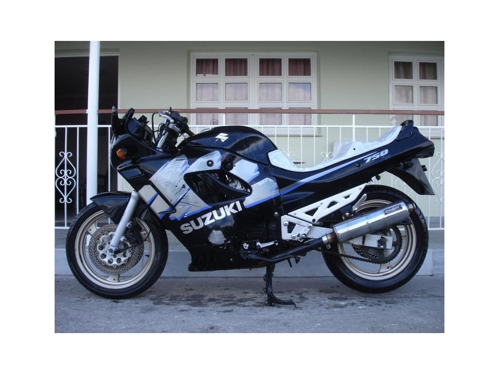 Ανταλλακτικά για SUZUKI GSX-F 750 1993