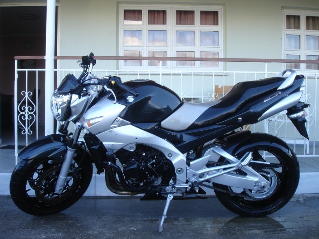 ΑΝΤΑΛΛΑΚΤΙΚΑ SUZUKI GSR 600 600 2006