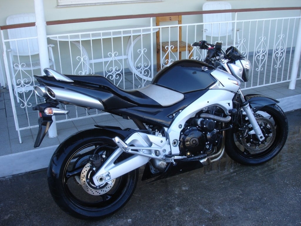 ΑΝΤΑΛΛΑΚΤΙΚΑ SUZUKI GSR 600 600 2006