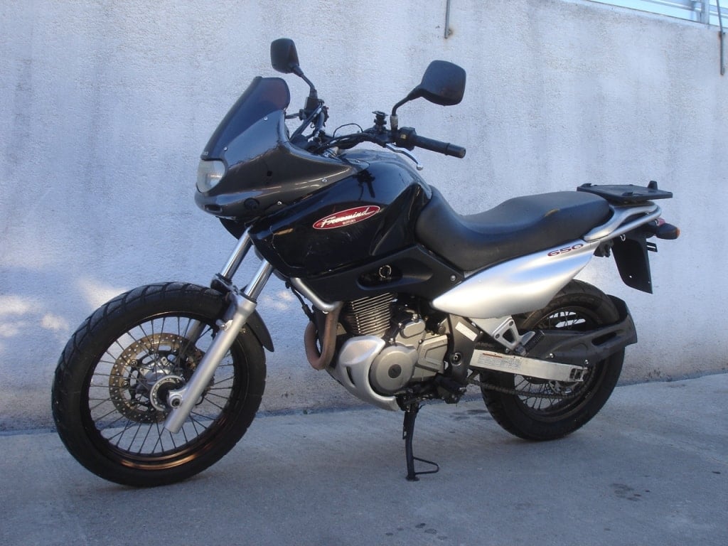 ΑΝΤΑΛΛΑΚΤΙΚΑ SUZUKI XF 650 FREEWIND 650 1999