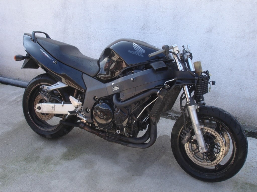 ΑΝΤΑΛΛΑΚΤΙΚΑ HONDA CBR 1100XX SUPER BLACKBIRD 1100 