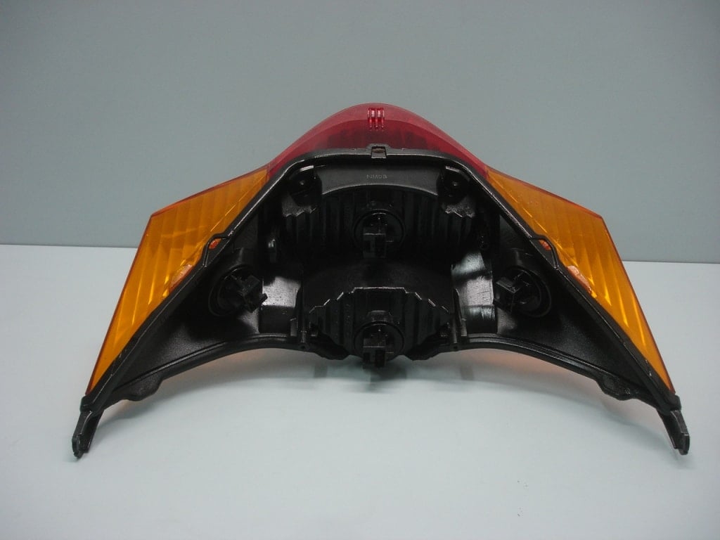 ΦΑΝΑΡΙ ΠΙΣΩ HONDA VFR 800 800 2005