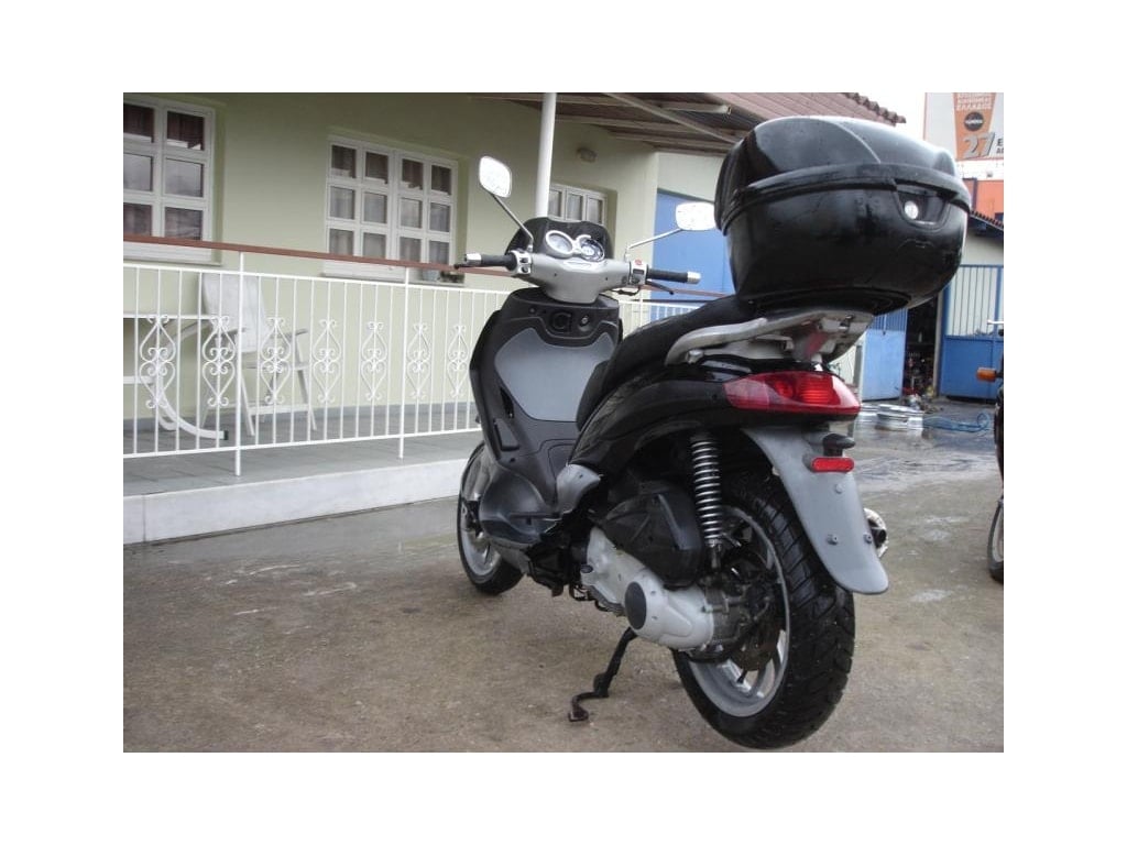 Ανταλλακτικά για PIAGGIO BEVERLY 200 2002