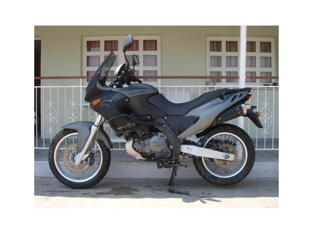 Ανταλλακτικά APRILIA PEGASO 650 2001