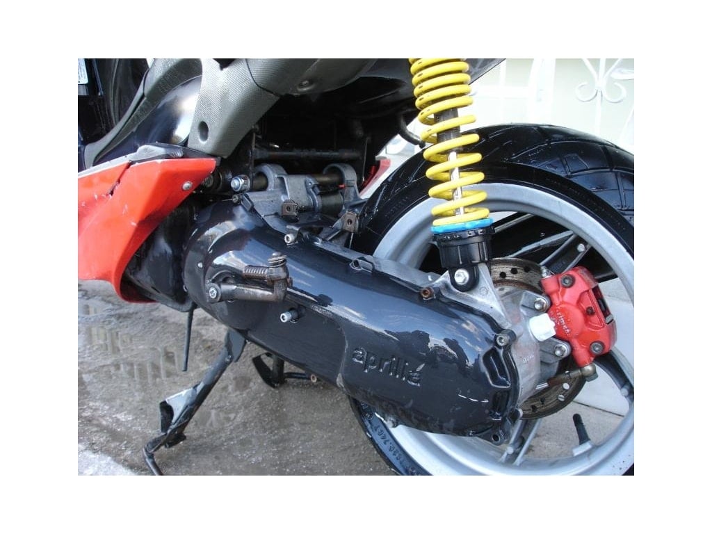Ανταλλακτικά για APRILIA SR 50 R 2000