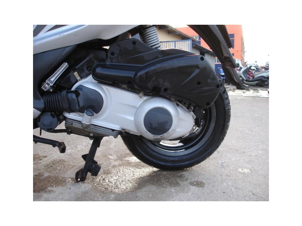 Ανταλλακτικά για GILERA RUNNER VXR 200 2000