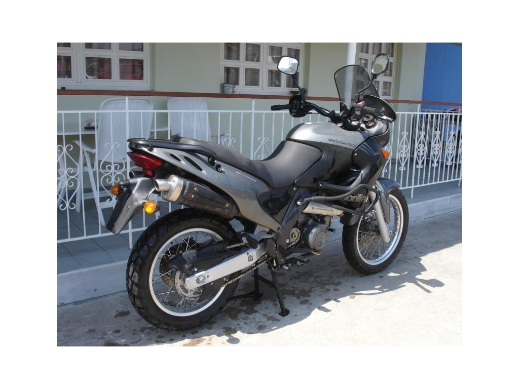 Ανταλλακτικά APRILIA PEGASO 650 2001