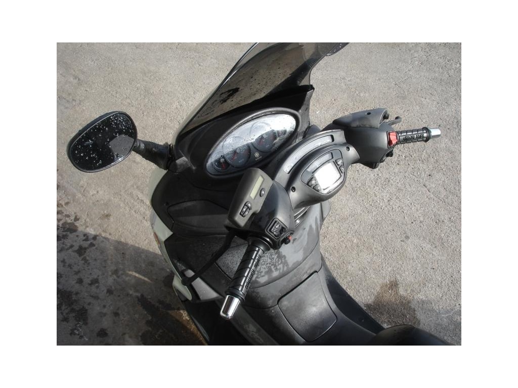 Aνταλλακτικά PIAGGIO X9 250 2004