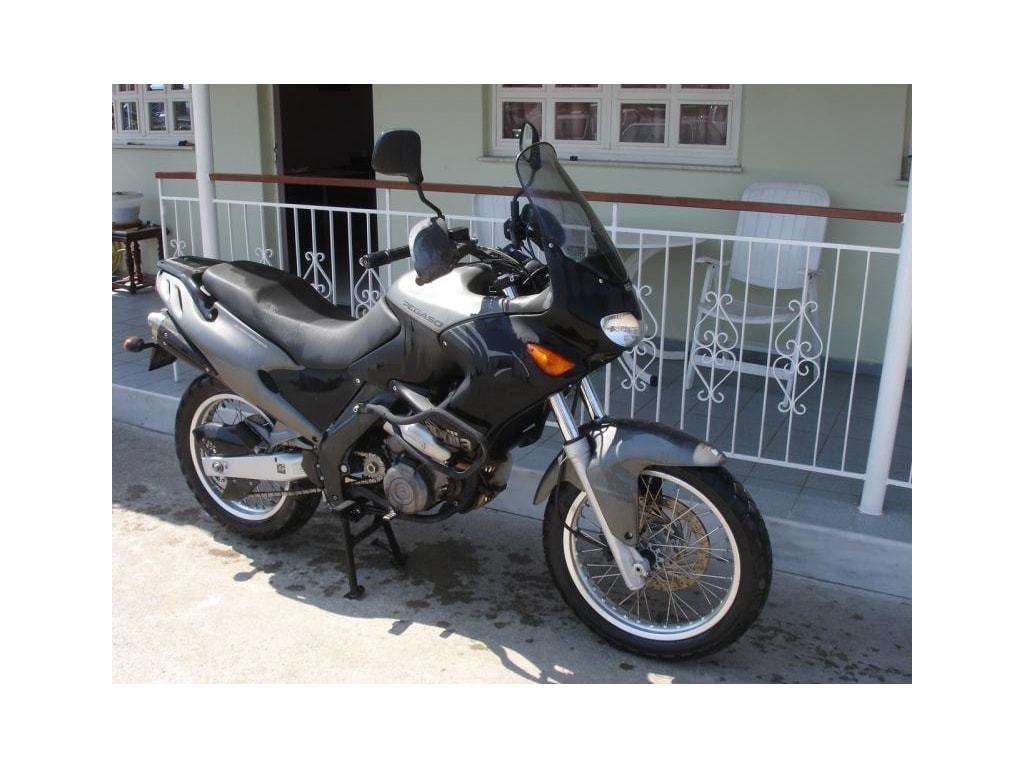 Ανταλλακτικά APRILIA PEGASO 650 2001