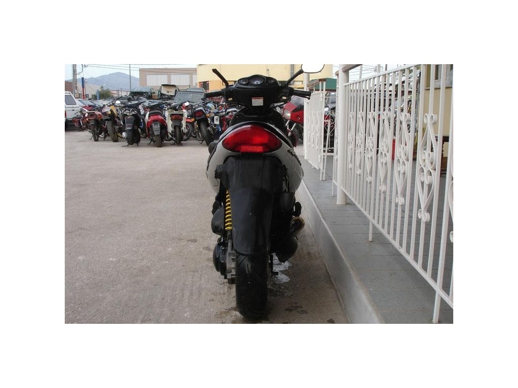 ΑΝΤΑΛΛΑΚΤΙΚΑ ΓΙΑ SUZUKI AY 50 KATANA 2001