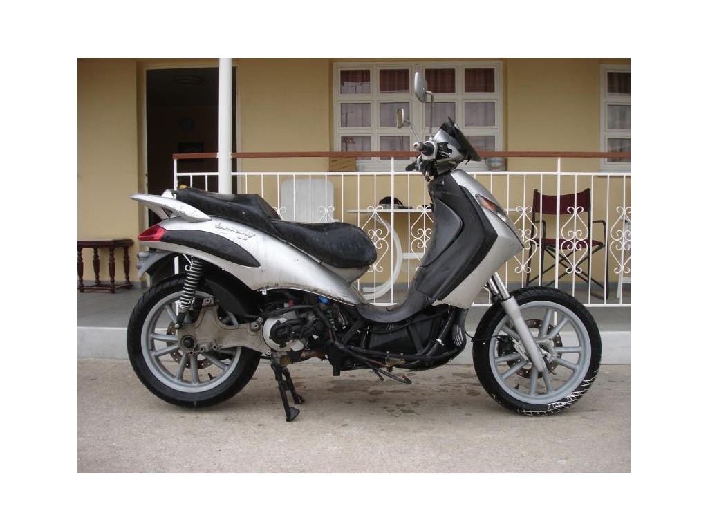 Ανταλλακτικά για PIAGGIO BEVERLY 200 2003