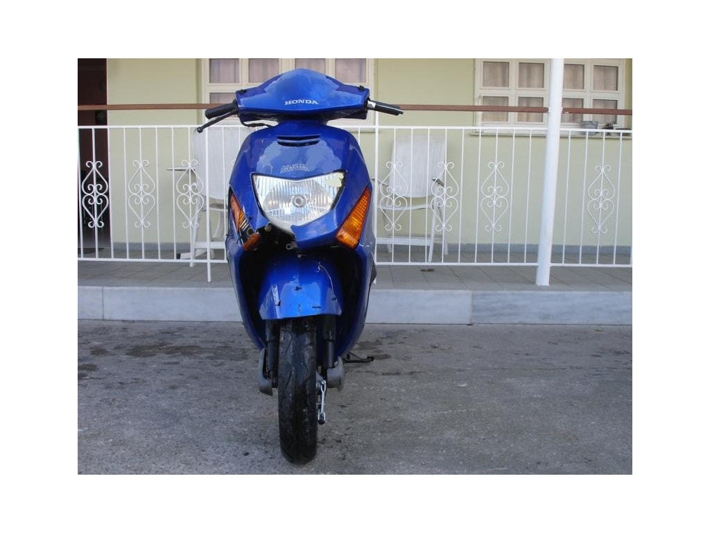 Ανταλλακτικά για HONDA NHX 110i Lead 2002
