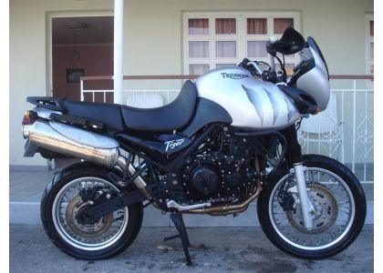 Ανταλλακτικά για TRIUMPH TIGER 955 2000