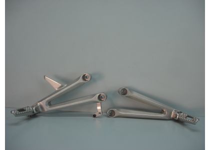 ΒΑΣΗ ΜΑΡΣΠΙΕ ΣΥΝΕΠΙΒΑΤΗ -L & -R- HONDA CBR 1000RR 2006